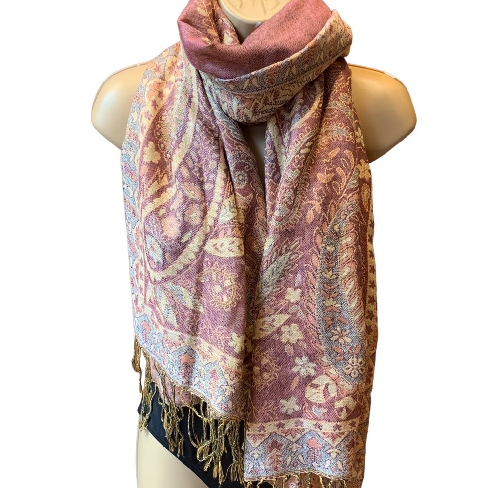 NWOT Pashmina‎ Winter Scarf